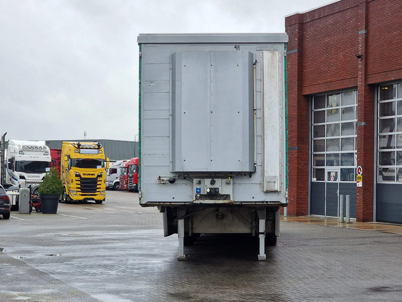 Pezzaioli 4 deck - Water & Ventilation - Lifting floors - Lifting roof - За превоз на животни полуремарке: снимка 3 Pezzaioli 4 deck - Water & Ventilation - Lifting floors - Lifting roof - За превоз на животни полуремарке: снимка 3