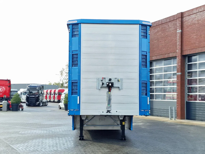 Pezzaioli New 3 stock livestock trailer 95.4M2 - Water & Ventilation - Lifting floors - Lifting roof - Lift axle - За превоз на животни полуремарке: снимка 3 Pezzaioli New 3 stock livestock trailer 95.4M2 - Water & Ventilation - Lifting floors - Lifting roof - Lift axle - За превоз на животни полуремарке: снимка 3