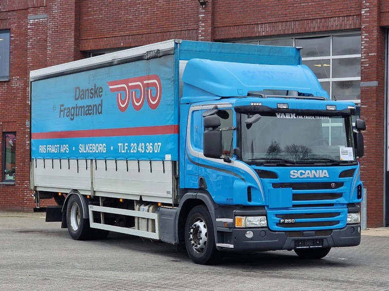 Scania P250 4x2 - Loadlift - Side boards - Full air - Euro 6 - Камион с брезент: снимка 1 Scania P250 4x2 - Loadlift - Side boards - Full air - Euro 6 - Камион с брезент: снимка 1