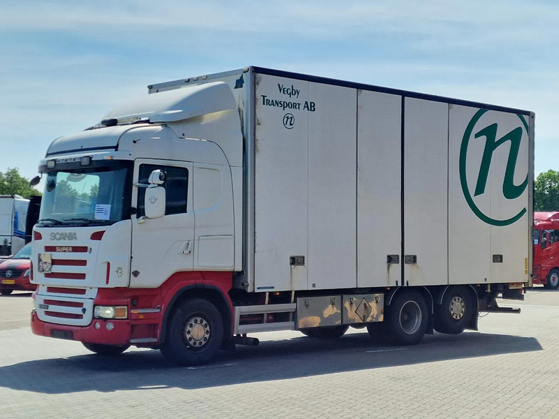 Scania R500 V8 Highline 6x2*4 - Box with side doors - Loadlift - Manual gearbox with retarder - Full air - Steering axle - Камион фургон: снимка 3 Scania R500 V8 Highline 6x2*4 - Box with side doors - Loadlift - Manual gearbox with retarder - Full air - Steering axle - Камион фургон: снимка 3