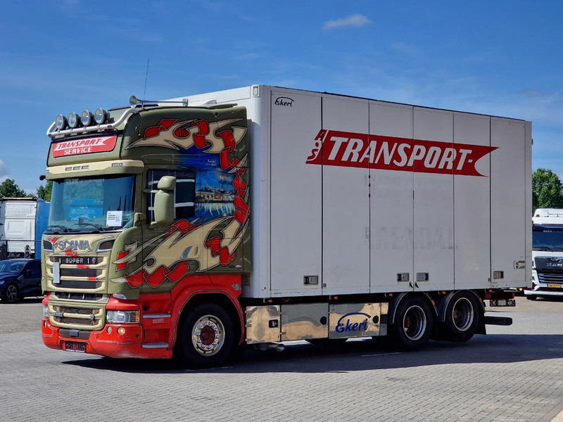 Scania R580 V8 Topline 6x2 - Box with sidedoors - Retarder - Full air - 4.55WB - Камион фургон: снимка 3 Scania R580 V8 Topline 6x2 - Box with sidedoors - Retarder - Full air - 4.55WB - Камион фургон: снимка 3