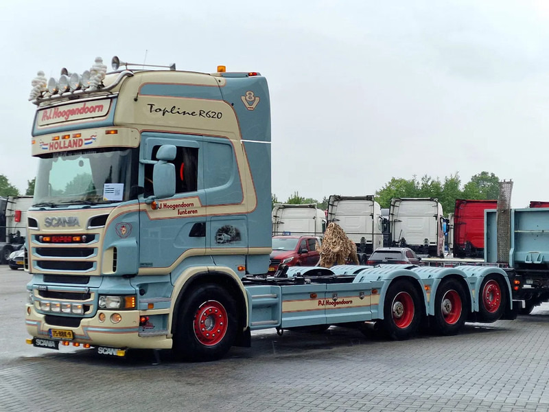 Scania R620 Topline 8x4 - Retarder - Full air - Custom interior - Show truck - HUB reduction - Шаси кабина: снимка 3 Scania R620 Topline 8x4 - Retarder - Full air - Custom interior - Show truck - HUB reduction - Шаси кабина: снимка 3