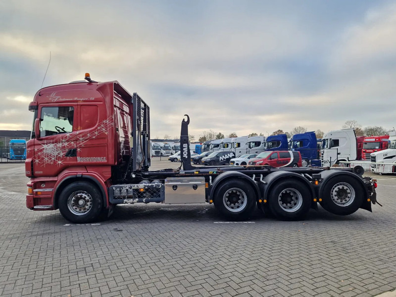 Scania R730 V8 Highline - 8x4*4 - JOAB Hooklift - Steering axle - Full air - Night clima - Мултилифт с кука камион: снимка 4 Scania R730 V8 Highline - 8x4*4 - JOAB Hooklift - Steering axle - Full air - Night clima - Мултилифт с кука камион: снимка 4