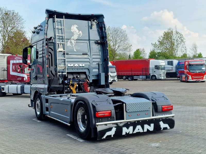 MAN TGX 18.580 4x2 XL - Retarder - PTO/Hydraulic - Night clima - Full spoiler - Alloy wheels - Влекач: снимка 5 MAN TGX 18.580 4x2 XL - Retarder - PTO/Hydraulic - Night clima - Full spoiler - Alloy wheels - Влекач: снимка 5