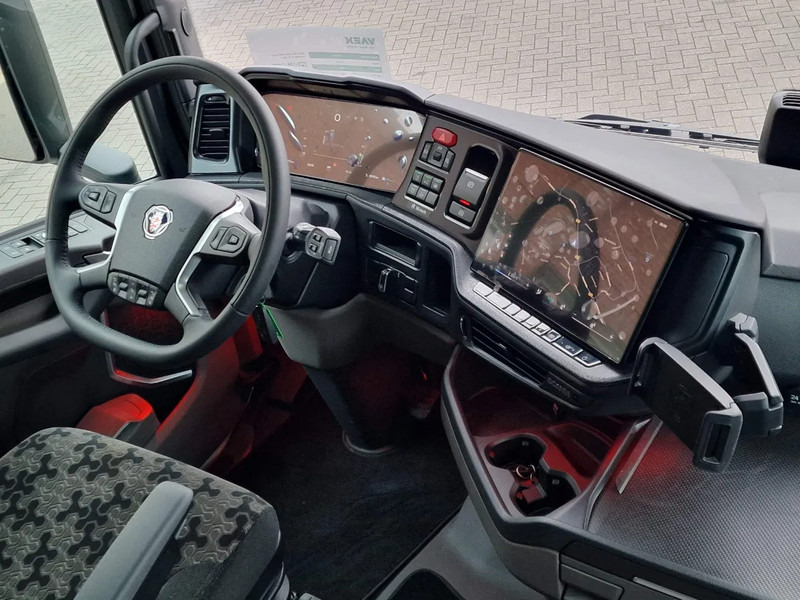 Нови Влекач Scania 500S NGS Highline 4x2 - NEW - Retarder - Full air - New dashboard - Led - Full spoiler - 2x tank: снимка 12 Нови Влекач Scania 500S NGS Highline 4x2 - NEW - Retarder - Full air - New dashboard - Led - Full spoiler - 2x tank: снимка 12