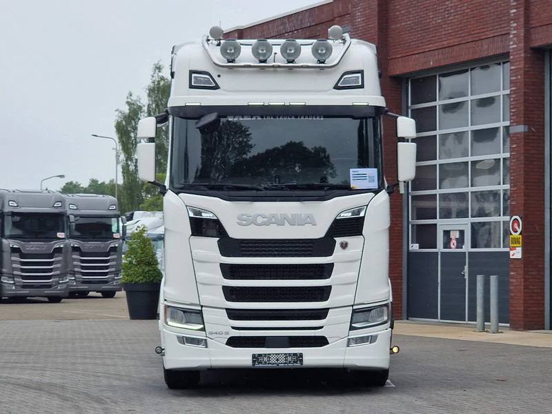Scania 540S NGS A6x4NB Full air / Retarder / 66T / wheelbase 335 - Влекач: снимка 2 Scania 540S NGS A6x4NB Full air / Retarder / 66T / wheelbase 335 - Влекач: снимка 2