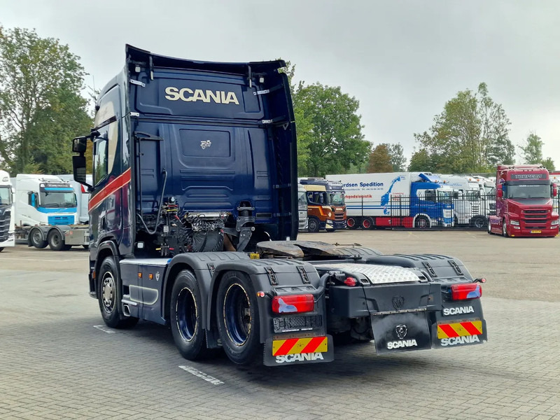 Scania R520 V8 NGS Highline 6x2 - PTO/Hydraulic - Full air - 2.95 WB - Navi - Fridge - Sliding 5th wheel - Влекач: снимка 5 Scania R520 V8 NGS Highline 6x2 - PTO/Hydraulic - Full air - 2.95 WB - Navi - Fridge - Sliding 5th wheel - Влекач: снимка 5