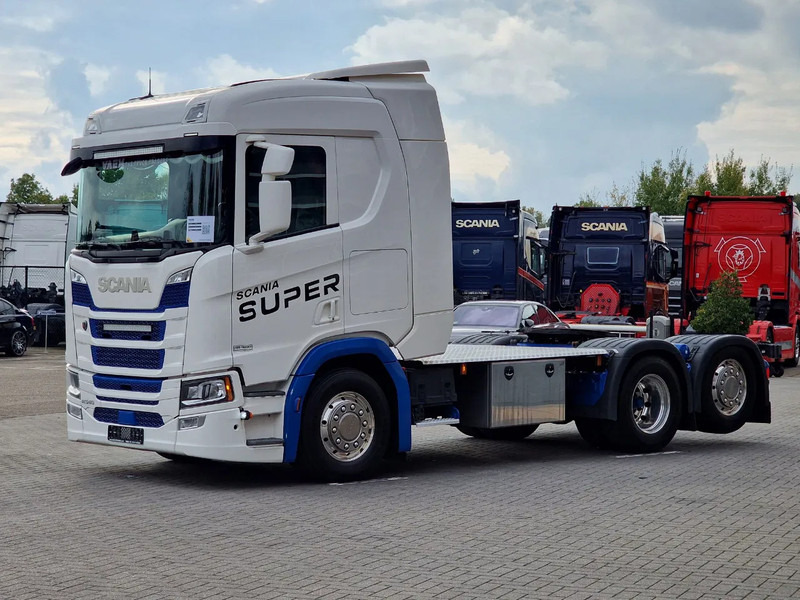 Scania R540 NGS 6x2 - Retarder - Full air - 3.95 WB - Custom interior - Влекач: снимка 3 Scania R540 NGS 6x2 - Retarder - Full air - 3.95 WB - Custom interior - Влекач: снимка 3
