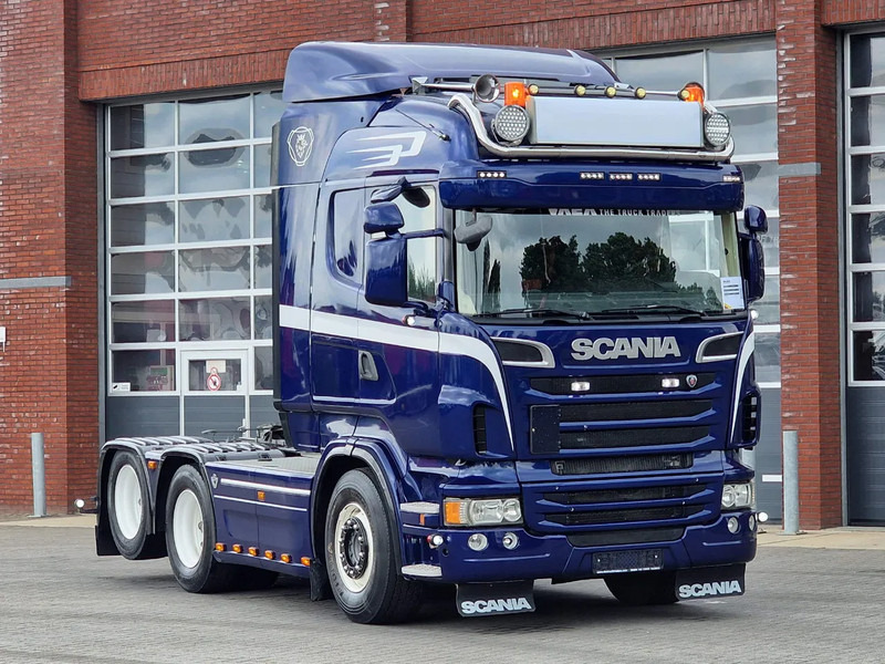 Scania R560 V8 Highline 6x2 - Show truck - Manual gearbox - 2.90 WB - PTO/Hydraulic - Double glazed - Влекач: снимка 1 Scania R560 V8 Highline 6x2 - Show truck - Manual gearbox - 2.90 WB - PTO/Hydraulic - Double glazed - Влекач: снимка 1