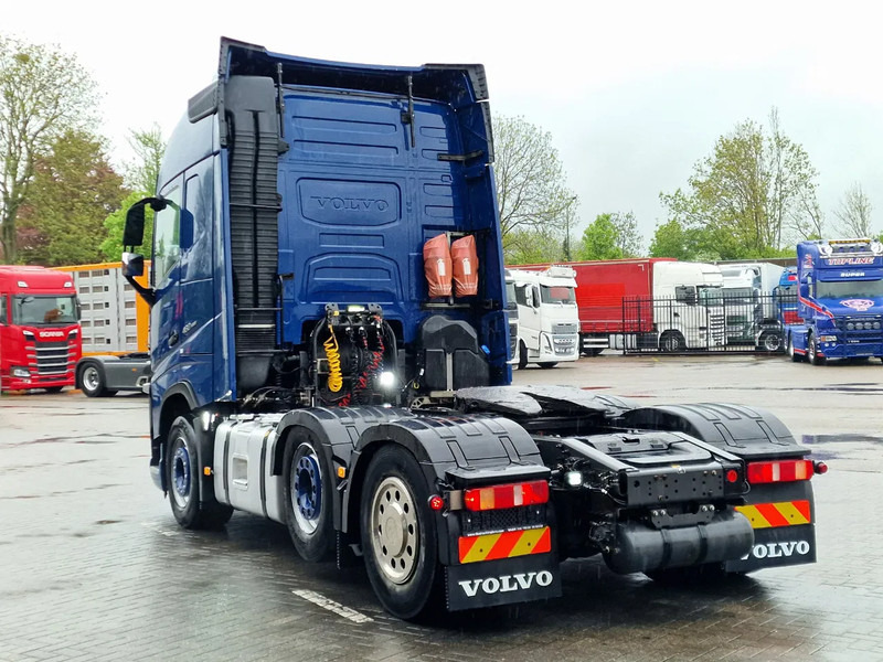 Volvo FH 13.460 Globetrotter 6x2 - I Save - Navi - Fridge - Spoiler - - Влекач: снимка 5 Volvo FH 13.460 Globetrotter 6x2 - I Save - Navi - Fridge - Spoiler - - Влекач: снимка 5