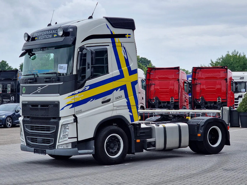 Volvo FH 13.500 Globetrotter 4x2 - I parkcool - Full air - Low KM 347Tkm - Fridge - Влекач: снимка 4 Volvo FH 13.500 Globetrotter 4x2 - I parkcool - Full air - Low KM 347Tkm - Fridge - Влекач: снимка 4