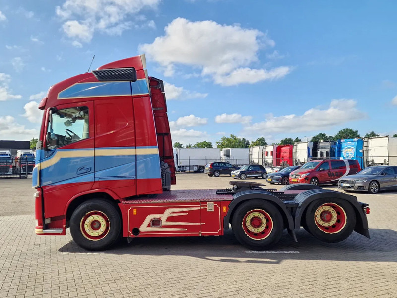 Volvo FH 13.500 Globetrotter 6x2 - PTO/Hydraulic - Full air - 3.20 WB - Navi - Влекач: снимка 4 Volvo FH 13.500 Globetrotter 6x2 - PTO/Hydraulic - Full air - 3.20 WB - Navi - Влекач: снимка 4