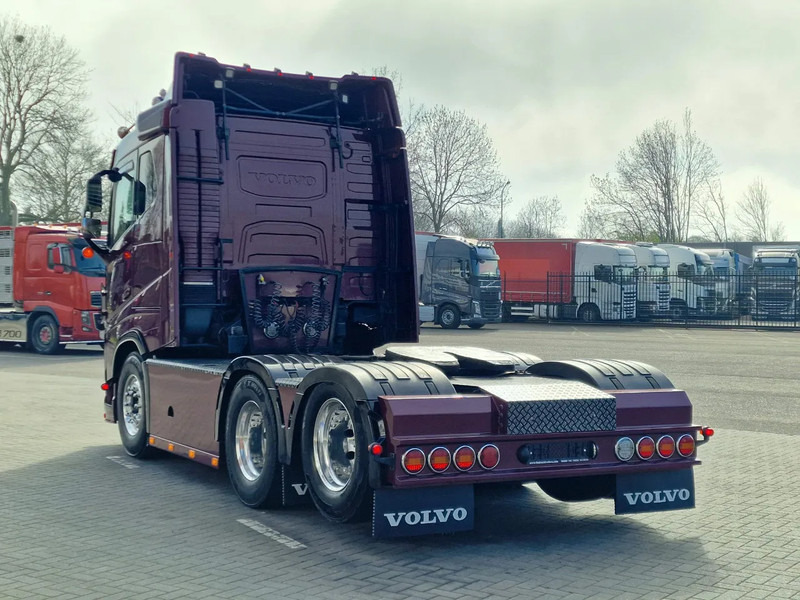 Volvo FH 13.540 Lowroof 6x2 - Show truck - Custom interior - Full air suspension - I parkcool - VEB+ - Влекач: снимка 5 Volvo FH 13.540 Lowroof 6x2 - Show truck - Custom interior - Full air suspension - I parkcool - VEB+ - Влекач: снимка 5