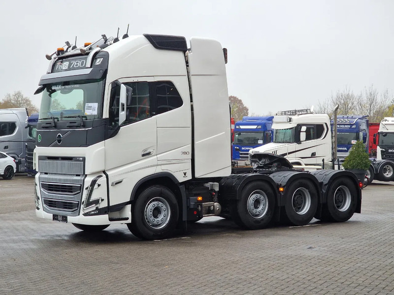 Volvo FH 16.780 8x4*4 Globetrotter XL - 245T GCW - New - Full air - I parkcool - Retarder - Влекач: снимка 3 Volvo FH 16.780 8x4*4 Globetrotter XL - 245T GCW - New - Full air - I parkcool - Retarder - Влекач: снимка 3