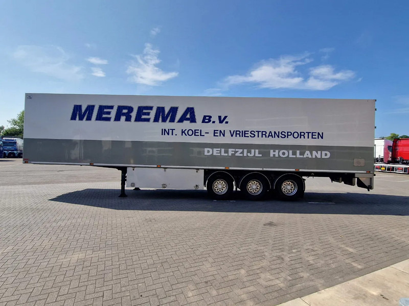 Vogelzang Frigo Thermoking SLX400 - BPW Axle - Low engine hours - Diesel/Electric - Изотермичен полуремарке: снимка 4 Vogelzang Frigo Thermoking SLX400 - BPW Axle - Low engine hours - Diesel/Electric - Изотермичен полуремарке: снимка 4