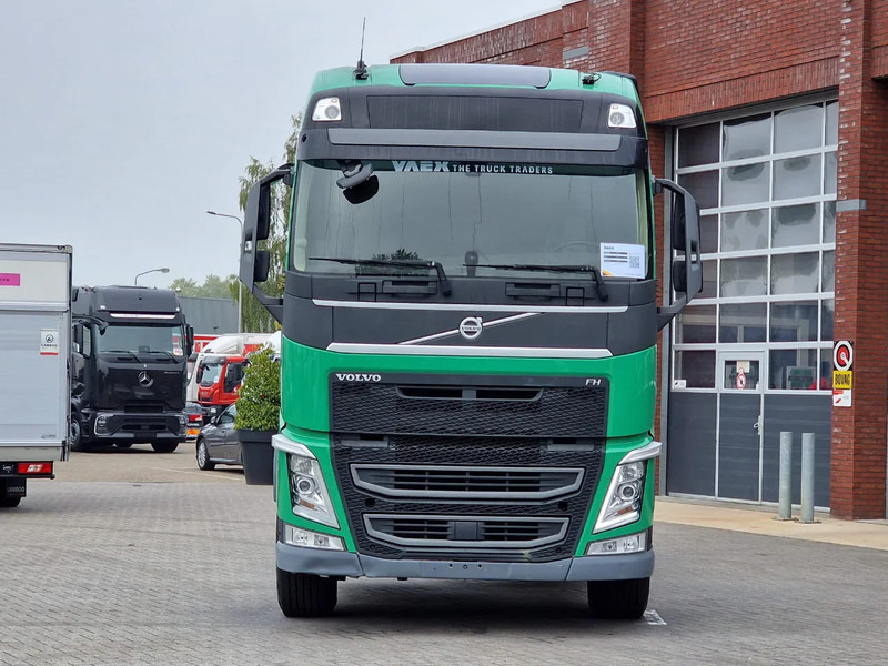 Volvo FH 13.460 Globetrotter 6x2 - Chassis - 4.60 WB - HUB Reduction - LNG - Шаси кабина: снимка 2 Volvo FH 13.460 Globetrotter 6x2 - Chassis - 4.60 WB - HUB Reduction - LNG - Шаси кабина: снимка 2