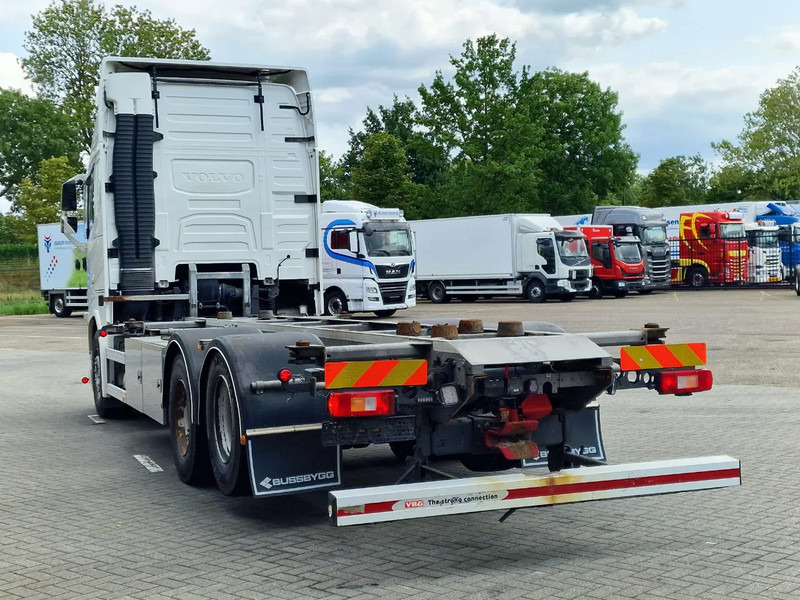 Volvo FH 13.500 Globetrotter XL 6x2 - BDF - Retarder - I parkcool - Full air - 4.90 WB - Контейнеровоз/ Сменна каросерия камион: снимка 5 Volvo FH 13.500 Globetrotter XL 6x2 - BDF - Retarder - I parkcool - Full air - 4.90 WB - Контейнеровоз/ Сменна каросерия камион: снимка 5