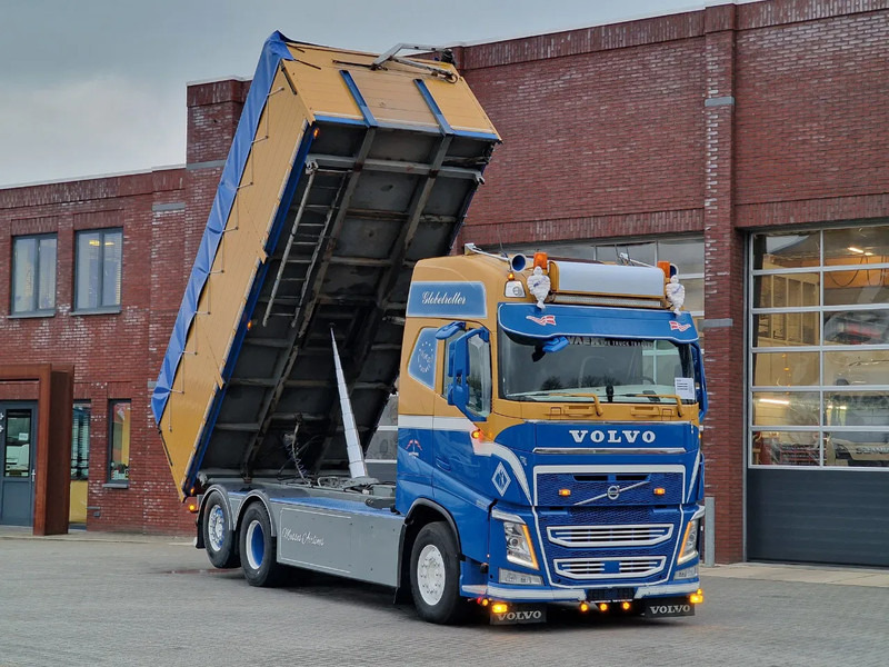 Volvo FH 13.540 Globetrotter 6x2 - 3 way tipper - Full air - I parkcool - Custom interior - Самосвал камион: снимка 1 Volvo FH 13.540 Globetrotter 6x2 - 3 way tipper - Full air - I parkcool - Custom interior - Самосвал камион: снимка 1