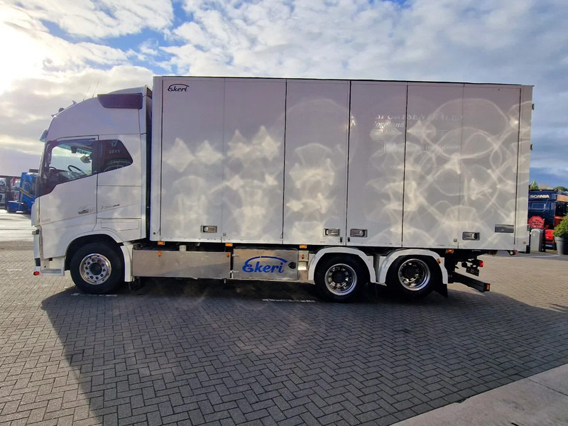 Volvo FH 16.750 Globetrotter XL 6x2 - Ekeri box with sidedoors - Retarder - 4.60 WB - Full air - Камион фургон: снимка 5 Volvo FH 16.750 Globetrotter XL 6x2 - Ekeri box with sidedoors - Retarder - 4.60 WB - Full air - Камион фургон: снимка 5