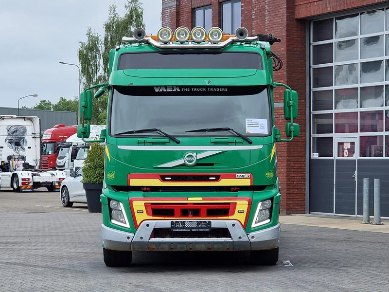 Volvo FMX 500 8x4*4 - HMF 2820 K5 Crane - Sawo Cable system - 3 sides Tipping - Euro 6 - Камион с кабелна система, Камион с кран: снимка 3 Volvo FMX 500 8x4*4 - HMF 2820 K5 Crane - Sawo Cable system - 3 sides Tipping - Euro 6 - Камион с кабелна система, Камион с кран: снимка 3