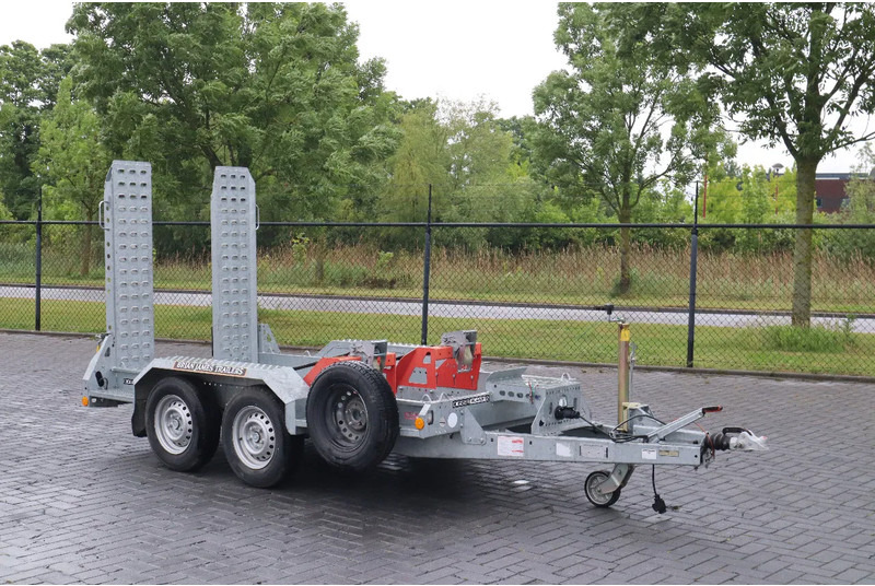 Brian James DIGGER PLANT 2700 KG | TANDEM AXLE | MACHINE TRANSPORT - Бордово ремарке/ Платформа: снимка 5 Brian James DIGGER PLANT 2700 KG | TANDEM AXLE | MACHINE TRANSPORT - Бордово ремарке/ Платформа: снимка 5
