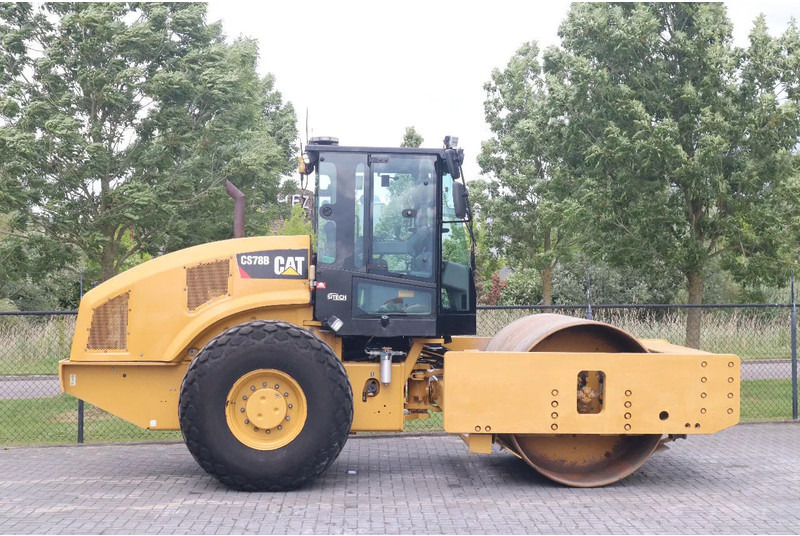 Caterpillar CS78B | TRIMBLE GPS | GOOD CONDITION - Валяк: снимка 4 Caterpillar CS78B | TRIMBLE GPS | GOOD CONDITION - Валяк: снимка 4