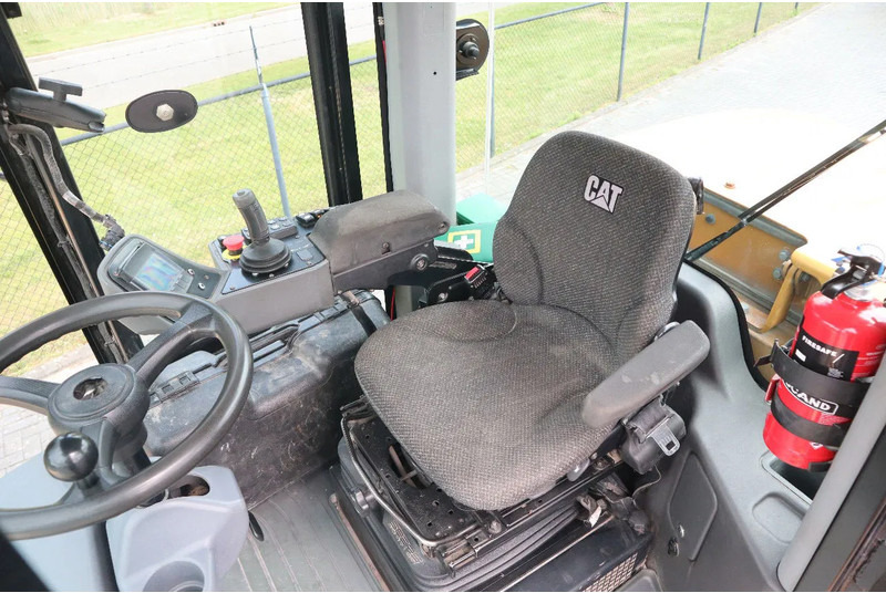 Лизинг на Caterpillar CS78B | TRIMBLE GPS | GOOD CONDITION Caterpillar CS78B | TRIMBLE GPS | GOOD CONDITION: снимка 15