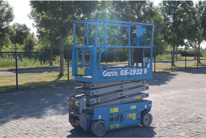 Genie GS-1932 | 7.8 METER | 227 KG | DUTCH INSPECTION 6-26 - Ножична работна платформа: снимка 3 Genie GS-1932 | 7.8 METER | 227 KG | DUTCH INSPECTION 6-26 - Ножична работна платформа: снимка 3