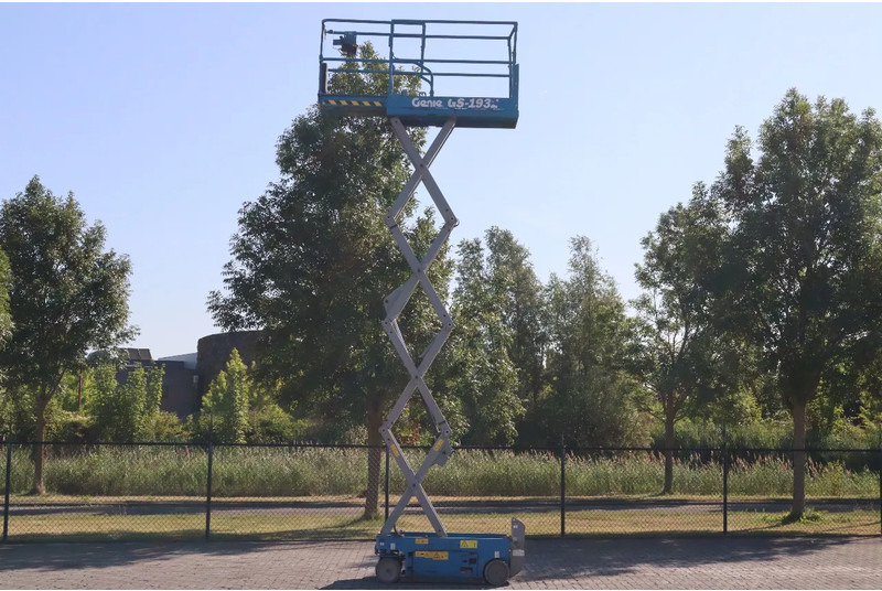Genie GS-1932 | 7.8 METER | 227 KG | DUTCH INSPECTION 6-26 - Ножична работна платформа: снимка 4 Genie GS-1932 | 7.8 METER | 227 KG | DUTCH INSPECTION 6-26 - Ножична работна платформа: снимка 4