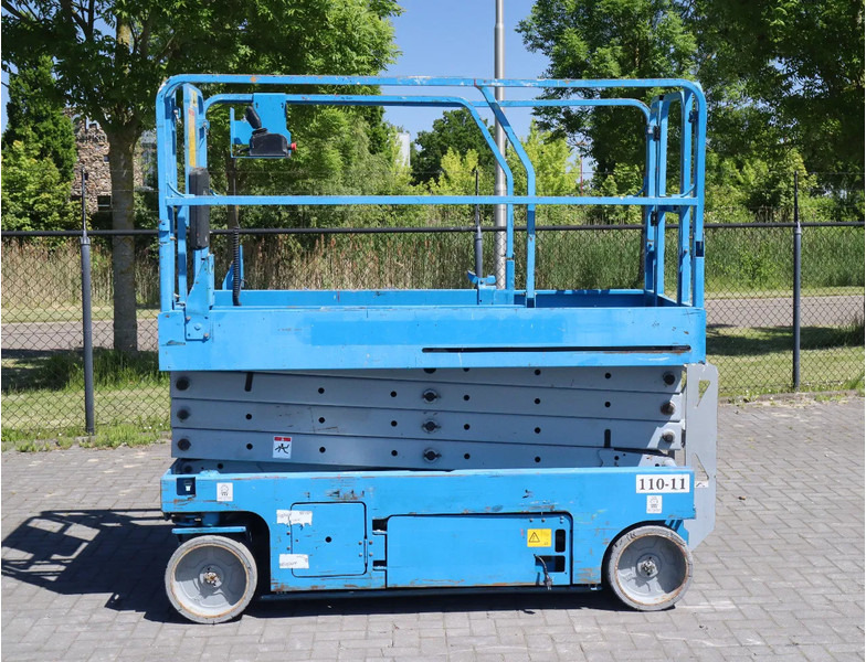 Ножична работна платформа Genie GS-2646 | 10 METER | 454 KG: снимка 1
