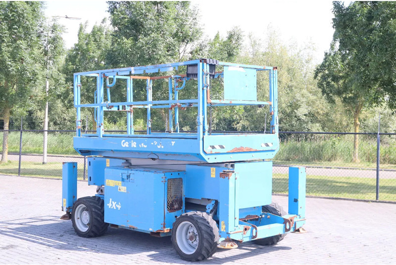 Genie GS-3369 RT | 12 METER | 454 kg - Ножична работна платформа: снимка 3 Genie GS-3369 RT | 12 METER | 454 kg - Ножична работна платформа: снимка 3