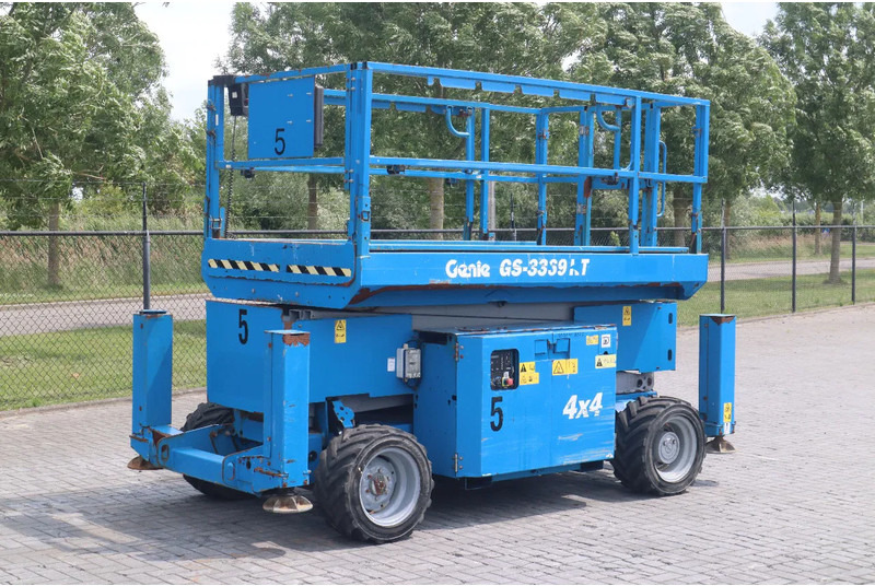 Genie GS-3369 RT | 12 METER | 454 kg - Ножична работна платформа: снимка 3 Genie GS-3369 RT | 12 METER | 454 kg - Ножична работна платформа: снимка 3