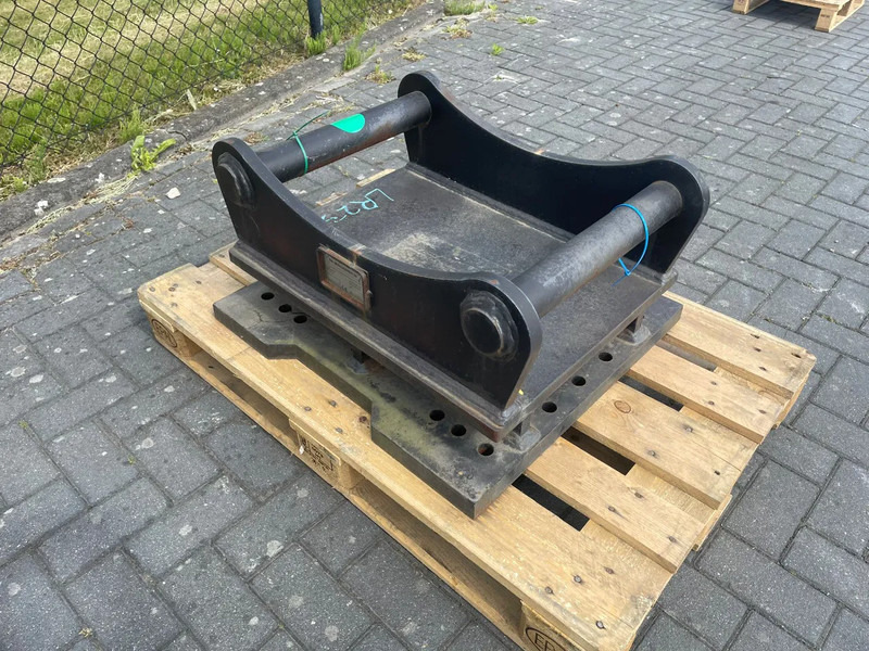 HK Spesialisten S70 | ADAPTER PLATE | DEMAREC DRG 28 / 36 / MQP 25 - Хидравлична ножица за Строителна техника: снимка 3 HK Spesialisten S70 | ADAPTER PLATE | DEMAREC DRG 28 / 36 / MQP 25 - Хидравлична ножица за Строителна техника: снимка 3