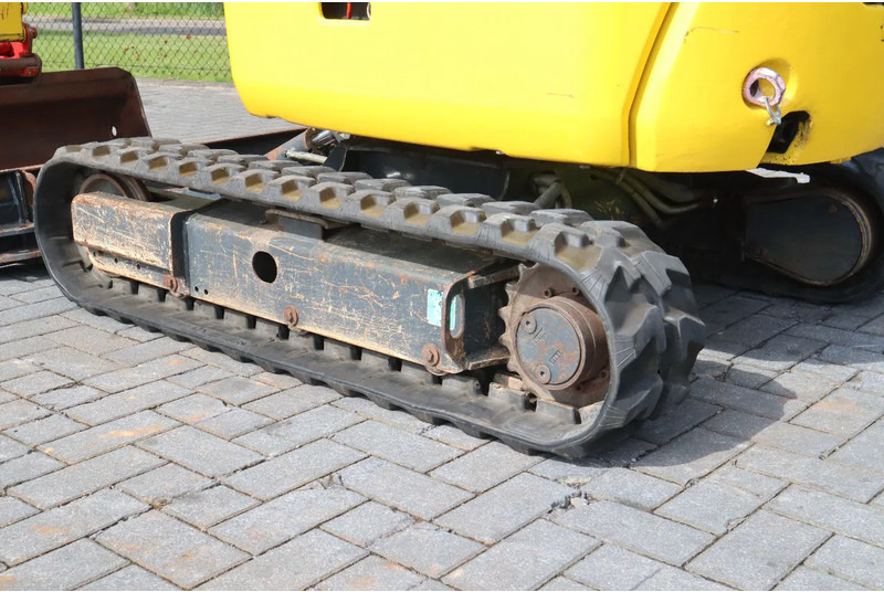 Лизинг на Komatsu PC16 R-3HS | 3X BUCKET | QUICK COUPLER | SWING BOOM Komatsu PC16 R-3HS | 3X BUCKET | QUICK COUPLER | SWING BOOM: снимка 12