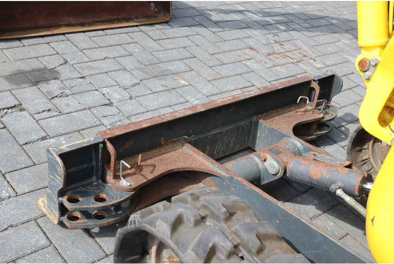 Лизинг на Komatsu PC16 R-3HS | 3X BUCKET | QUICK COUPLER | SWING BOOM Komatsu PC16 R-3HS | 3X BUCKET | QUICK COUPLER | SWING BOOM: снимка 10