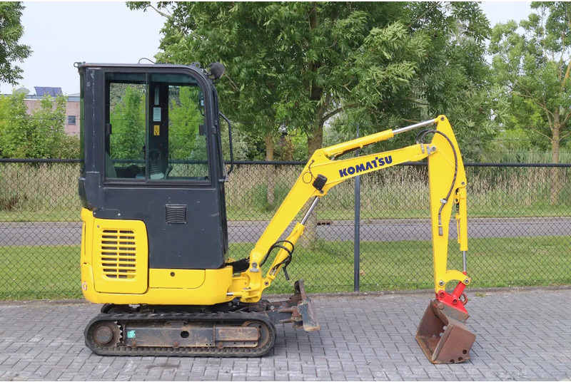 Komatsu PC16 R-3HS | 3X BUCKET | QUICK COUPLER | SWING BOOM - Мини багер: снимка 4 Komatsu PC16 R-3HS | 3X BUCKET | QUICK COUPLER | SWING BOOM - Мини багер: снимка 4