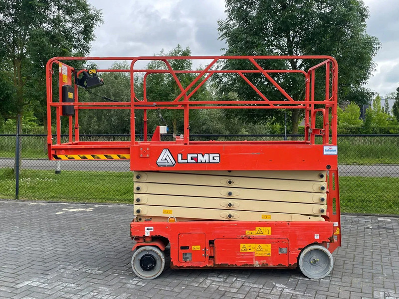 LGMG AS1012E | 12 METER | 320 KG | GS-3232 | ES 3246 - Ножична работна платформа: снимка 4 LGMG AS1012E | 12 METER | 320 KG | GS-3232 | ES 3246 - Ножична работна платформа: снимка 4