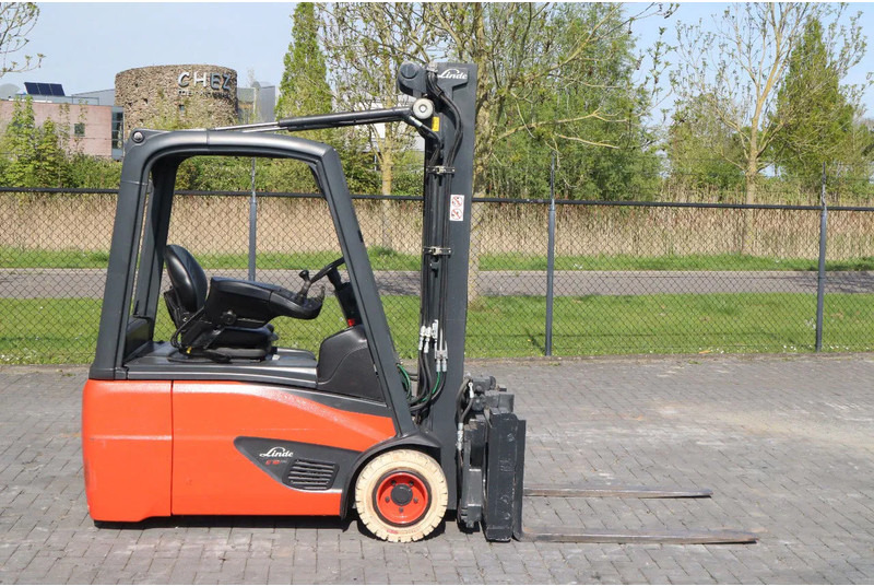 Linde E18 -02 | ROTATOR FORKS | SIDESHIFT - Електрокар: снимка 4 Linde E18 -02 | ROTATOR FORKS | SIDESHIFT - Електрокар: снимка 4