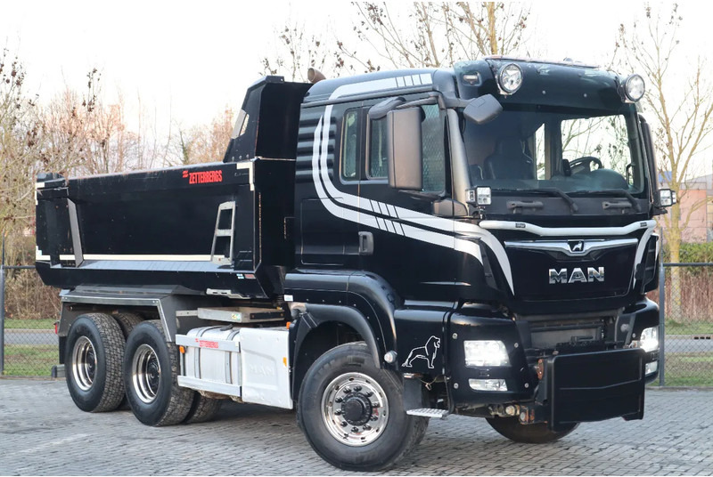 MAN TGS 26.500 | 6X6 | HYDRODRIVE | BIG AXLES | EURO 6 - Самосвал камион: снимка 2 MAN TGS 26.500 | 6X6 | HYDRODRIVE | BIG AXLES | EURO 6 - Самосвал камион: снимка 2