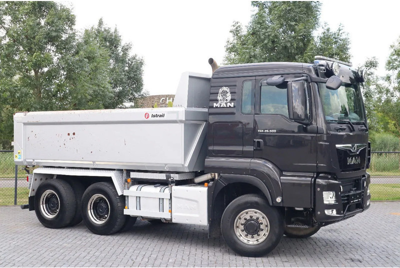 MAN TGS 26.500 | 6X6 | HYDRODRIVE | RETARDER | BIG AXLES | EURO 6 - Самосвал камион: снимка 2 MAN TGS 26.500 | 6X6 | HYDRODRIVE | RETARDER | BIG AXLES | EURO 6 - Самосвал камион: снимка 2