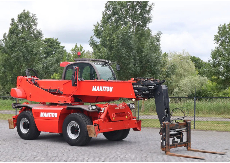 Manitou MRT 2540+ PRIVILEGE | HYDR. FORKS | REMOTE CTRL | PT1500 WINCH - Товарач: снимка 5 Manitou MRT 2540+ PRIVILEGE | HYDR. FORKS | REMOTE CTRL | PT1500 WINCH - Товарач: снимка 5