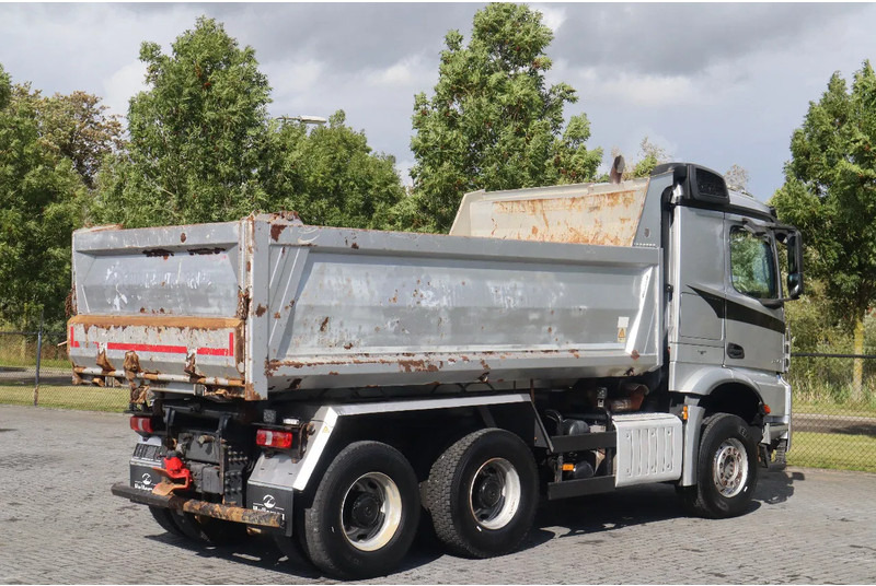 Mercedes-Benz Arocs 2651 | 6X4 | RETARDER | BIG AXLES | EURO 6 - Самосвал камион: снимка 5 Mercedes-Benz Arocs 2651 | 6X4 | RETARDER | BIG AXLES | EURO 6 - Самосвал камион: снимка 5