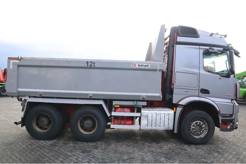 Mercedes-Benz Arocs 2658 2858 | 6X4 EURO 6 BIG AXLES | RETARDER | ENGINE PROBLEM - Самосвал камион: снимка 4 Mercedes-Benz Arocs 2658 2858 | 6X4 EURO 6 BIG AXLES | RETARDER | ENGINE PROBLEM - Самосвал камион: снимка 4