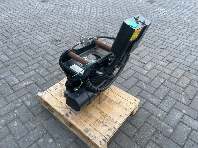 STEELWRIST X06 S40 | TILT ROTATOR | VLS | FPL | RF | NEW / UNUSED - Тилтротатор за Строителна техника: снимка 5 STEELWRIST X06 S40 | TILT ROTATOR | VLS | FPL | RF | NEW / UNUSED - Тилтротатор за Строителна техника: снимка 5