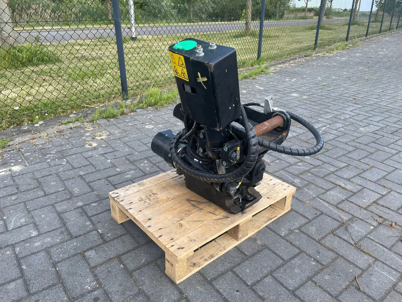 STEELWRIST X06 S40 | TILT ROTATOR | VLS | FPL | RF | NEW / UNUSED - Тилтротатор за Строителна техника: снимка 3 STEELWRIST X06 S40 | TILT ROTATOR | VLS | FPL | RF | NEW / UNUSED - Тилтротатор за Строителна техника: снимка 3