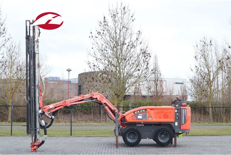 Sandvik COMMANDO DC130 Ri | SURFACE DRILLING RIG | REMOTE - Пробивна машина: снимка 1 Sandvik COMMANDO DC130 Ri | SURFACE DRILLING RIG | REMOTE - Пробивна машина: снимка 1