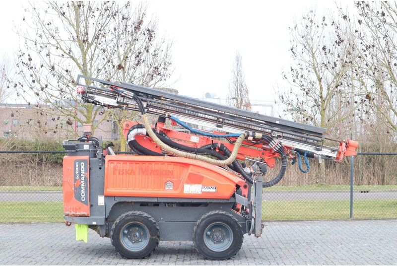 Sandvik COMMANDO DC130 Ri | SURFACE DRILLING RIG | REMOTE - Пробивна машина: снимка 4 Sandvik COMMANDO DC130 Ri | SURFACE DRILLING RIG | REMOTE - Пробивна машина: снимка 4