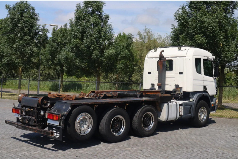 Scania P124-420 | 8X4 | HOOKLIFT | MANUAL | BIG AXLES | EURO 3 - Мултилифт с кука камион: снимка 5 Scania P124-420 | 8X4 | HOOKLIFT | MANUAL | BIG AXLES | EURO 3 - Мултилифт с кука камион: снимка 5