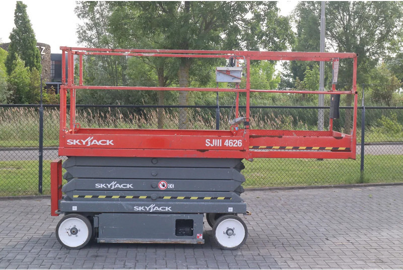 Skyjack SJ III 4626 | 9.75 METER | 454 KG - Ножична работна платформа: снимка 4 Skyjack SJ III 4626 | 9.75 METER | 454 KG - Ножична работна платформа: снимка 4