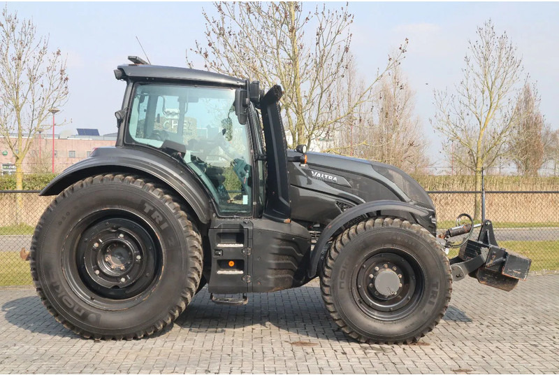 Valtra T234 D UNLIMITED | FRONT PTO | 53 KM/H | FULL OPTION - Трактор: снимка 4 Valtra T234 D UNLIMITED | FRONT PTO | 53 KM/H | FULL OPTION - Трактор: снимка 4